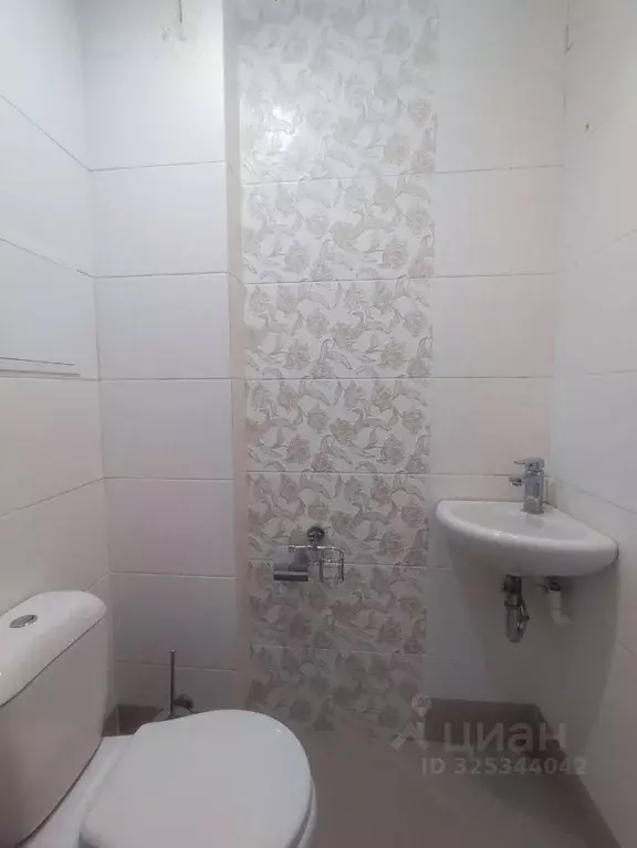 2-к кв. Пензенская область, Заречный Озерская ул., 2 (56.2 м) - Фото 2