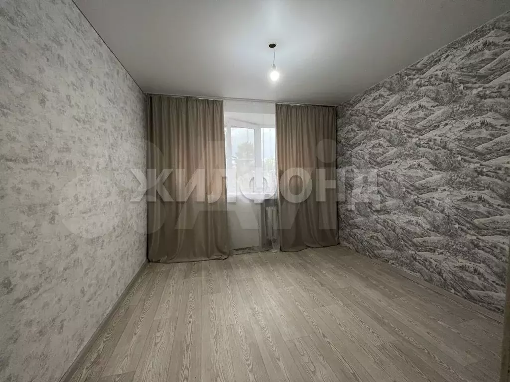 Комната 10,8 м в 1-к., 3/5 эт. - Фото 0