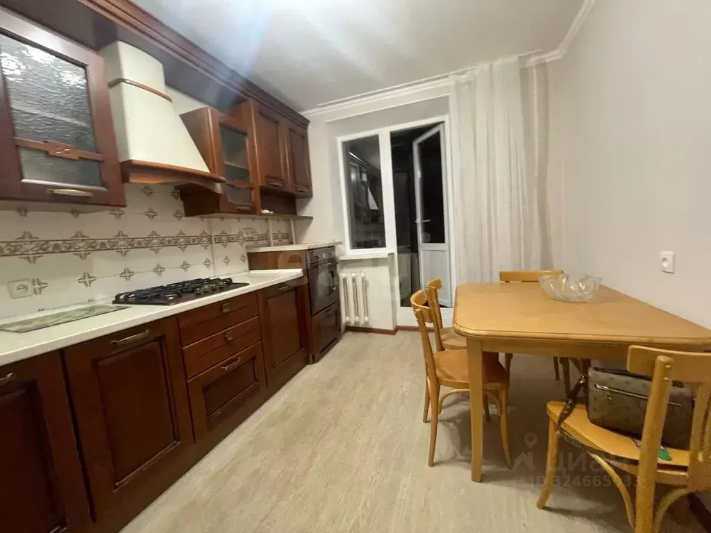 3-к кв. Крым, Симферополь ул. 60 лет Октября (71.9 м) - Фото 2