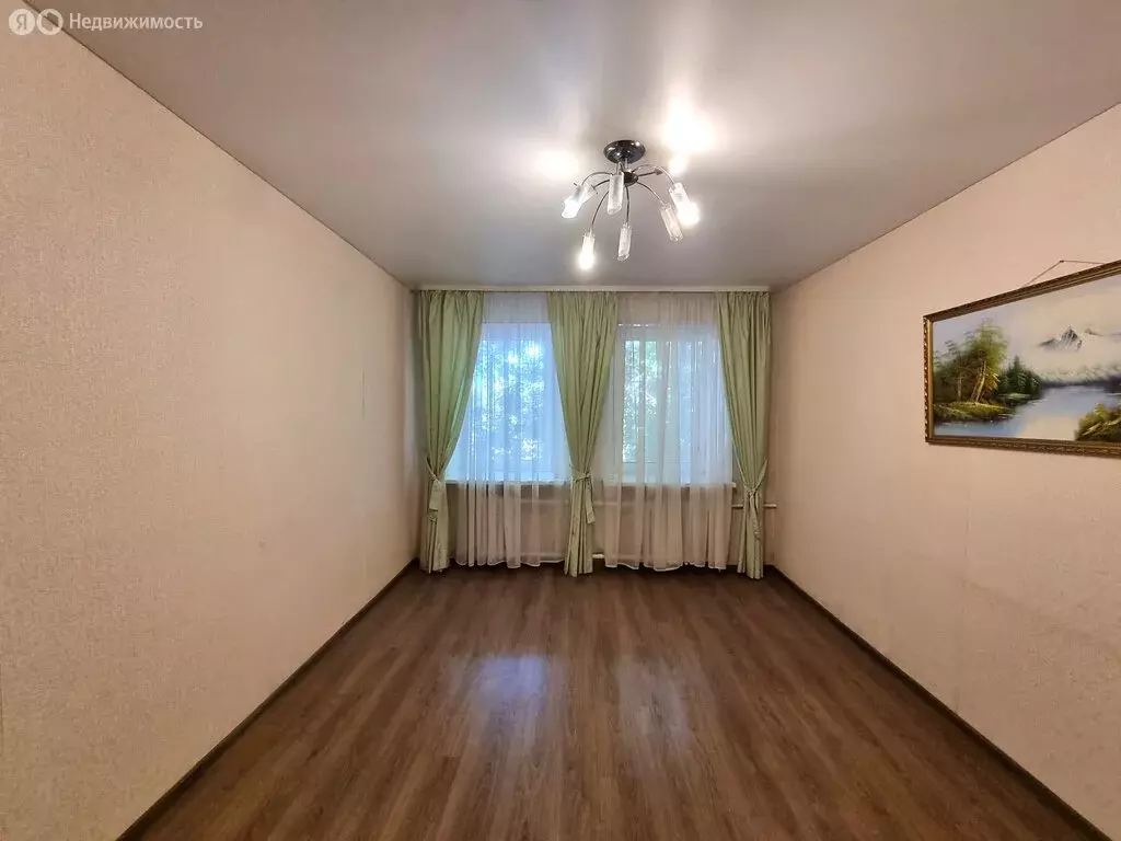 3-комнатная квартира: Орск, микрорайон Новый город, переулок ... - Фото 0