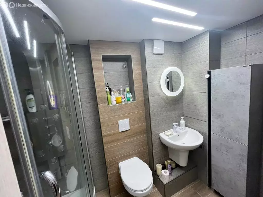 3-комнатная квартира: Новый Уренгой, район Северная Жилая Часть, ... - Фото 1