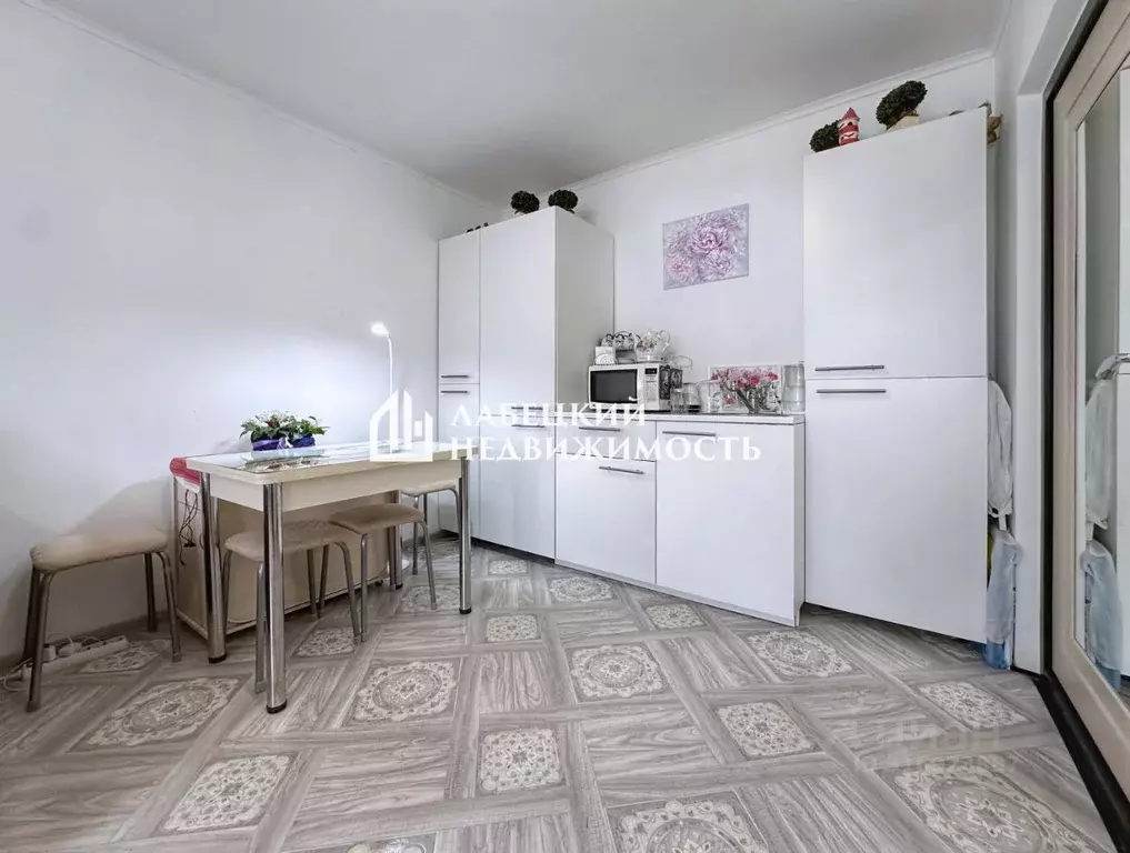 Комната Санкт-Петербург Заневский просп., 34к1 (18.6 м) - Фото 0
