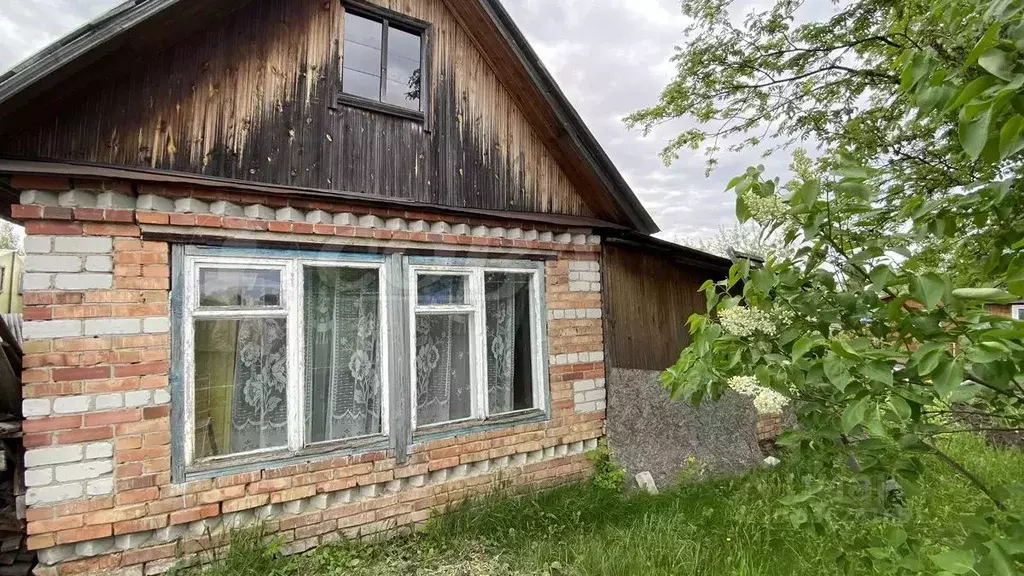 Дом в Тюменская область, Тюмень ул. Ягодная (30 м) - Фото 1