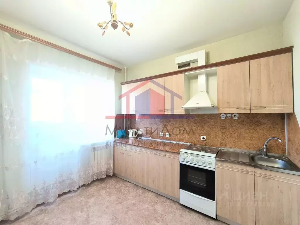 2-к кв. Белгородская область, Губкин Севастопольская ул., 109 (61.7 м) - Фото 1