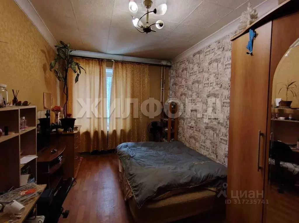 3-к кв. Новосибирская область, Новосибирск просп. Дзержинского, 79 ... - Фото 1