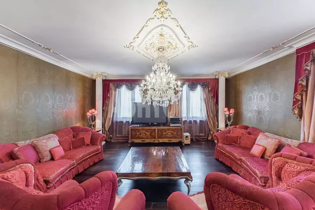 4-к кв. Москва ул. Исаковского, 39К1 (220.0 м) - Фото 2