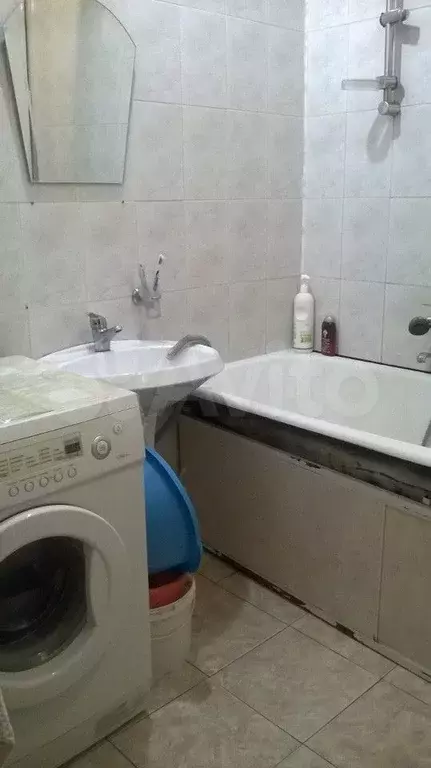 Комната 15 м в 2-к., 2/2 эт. - Фото 0