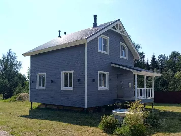 Дом в Ленинградская область, Выборгский район, Рощинское городское ... - Фото 1