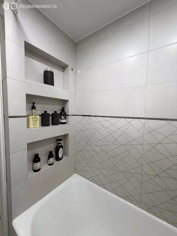 3-комнатная квартира: Москва, улица Красного Маяка, 11к4 (58.1 м) - Фото 1