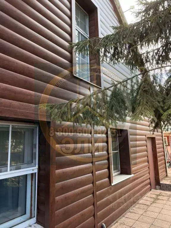 Дом в Белгородская область, Старооскольский городской округ, с. ... - Фото 1