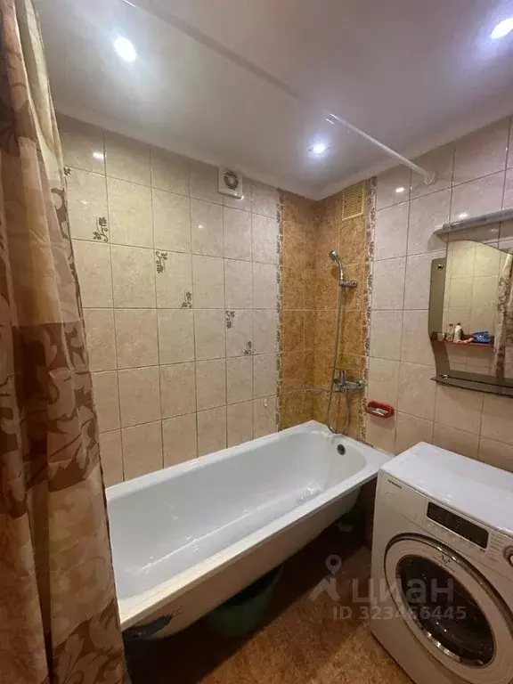 4-к кв. Белгородская область, Старый Оскол ул. Хмелева, 4 (71.8 м) - Фото 2