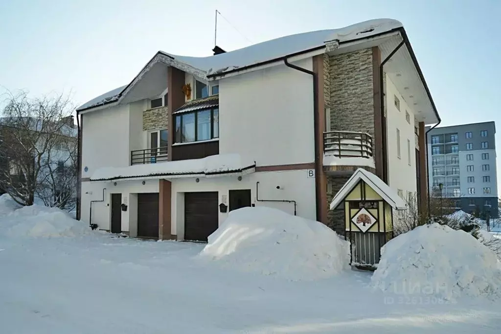 Таунхаус в Новосибирская область, Новосибирск ул. Кирова, 348/1 (180 ... - Фото 1