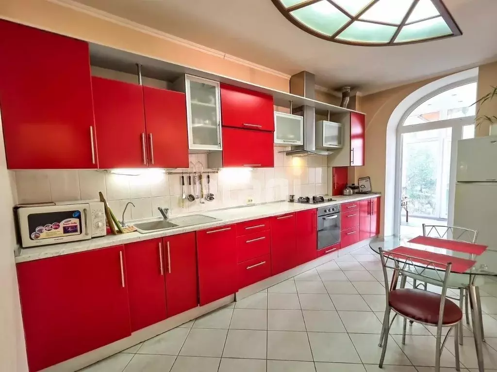 2-к кв. Севастополь ул. Репина, 15 (82.0 м) - Фото 1