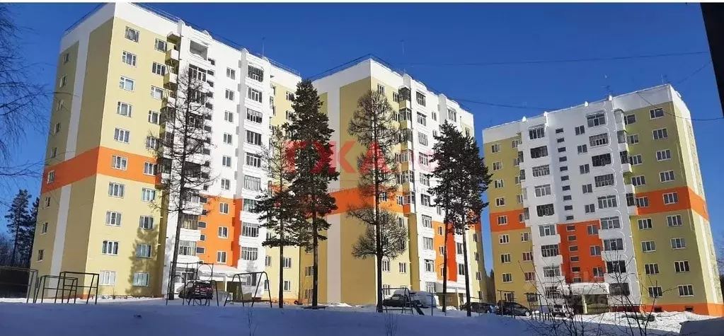3-к кв. Саха (Якутия), Нерюнгри ул. Аммосова, 12 (73.0 м) - Фото 1