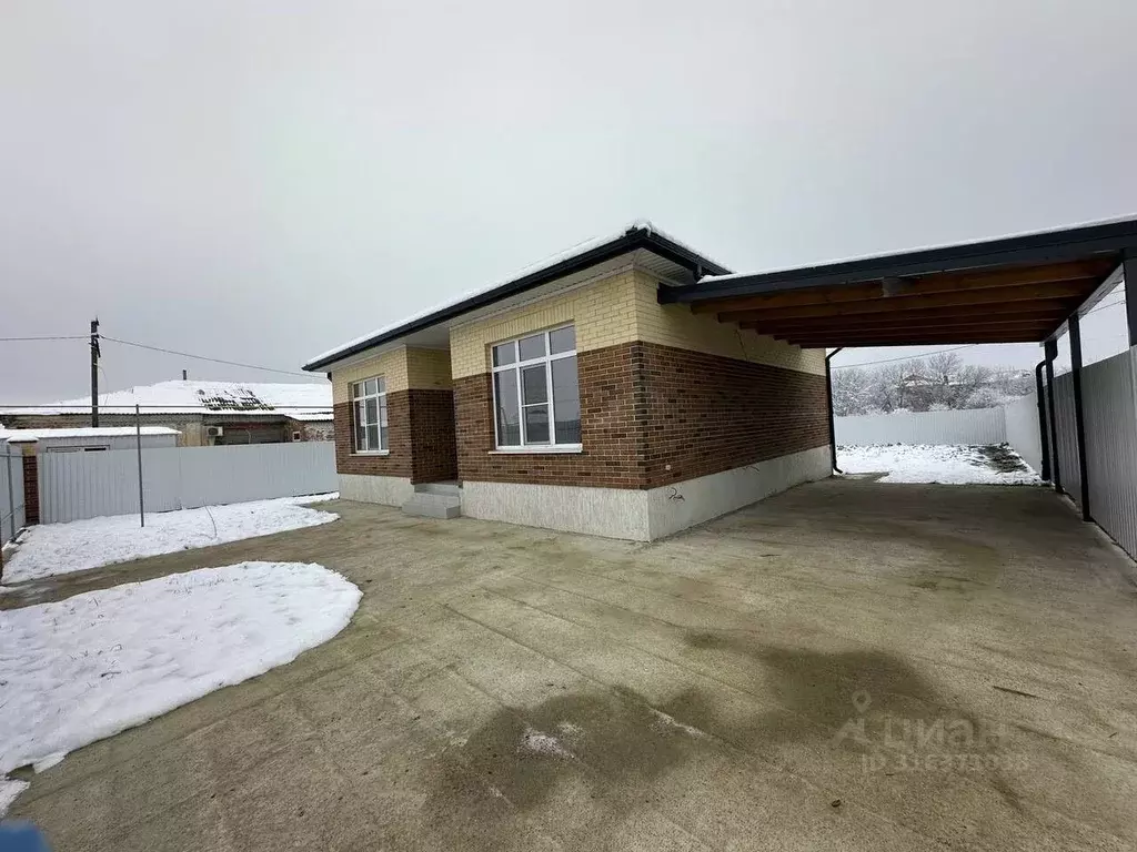 Дом в Краснодарский край, Динской район, Пластуновское с/пос, ... - Фото 2