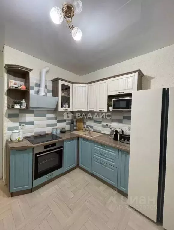 2-к кв. Белгородская область, Белгород ул. Есенина, 9к2 (51.9 м) - Фото 2