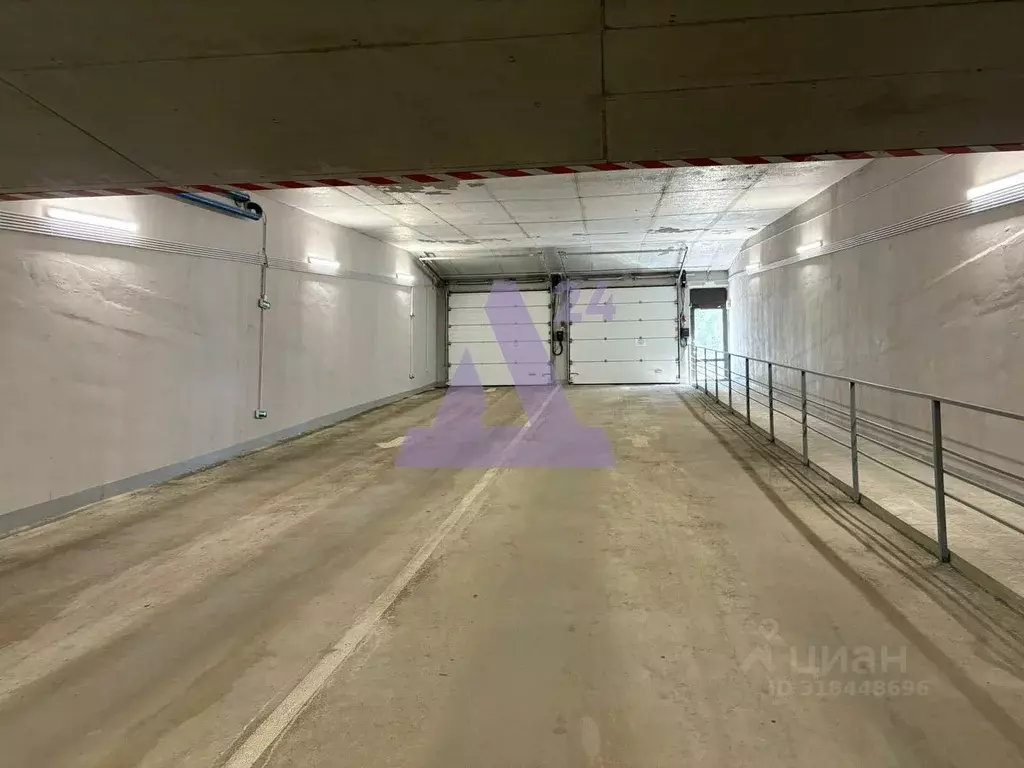 Гараж в Алтайский край, Барнаул ул. 6-я Нагорная, 15Г/5к1 (16 м) - Фото 1