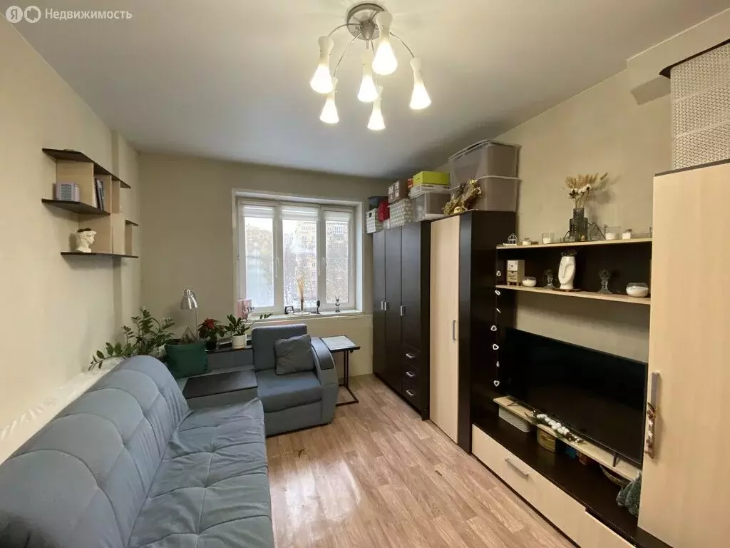 3-комнатная квартира: Москва, Комсомольский проспект, 7/3к1 (81.7 м) - Фото 1