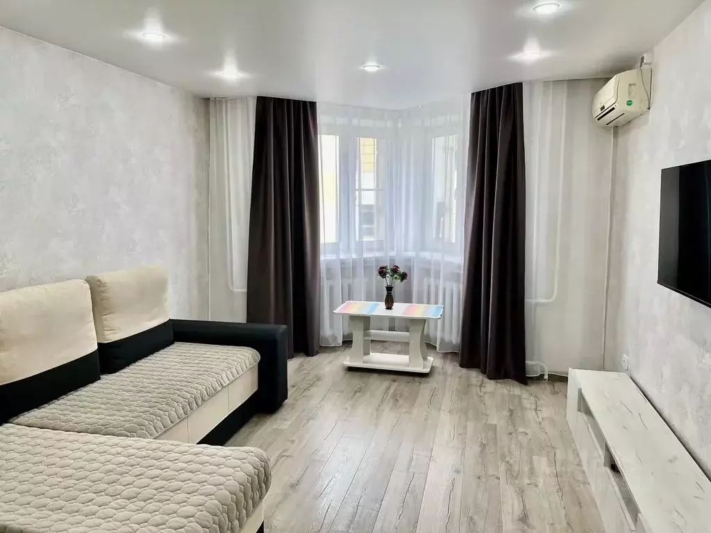2-к кв. Хабаровский край, Хабаровск ул. Льва Толстого, 15 (54.0 м) - Фото 0