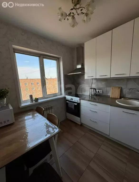 3-комнатная квартира: Иркутск, улица Розы Люксембург, 305 (60 м) - Фото 1