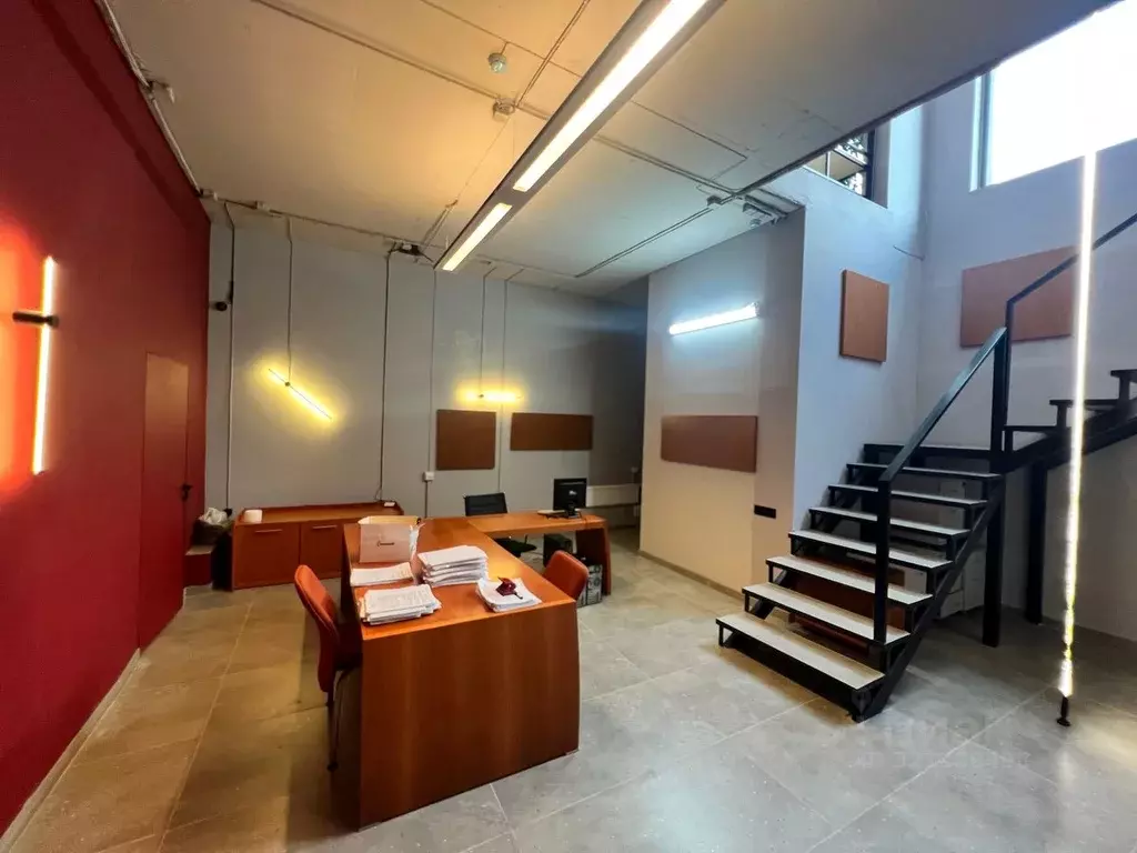 Офис в Свердловская область, Екатеринбург ул. Стачек, 62 (50 м) - Фото 1