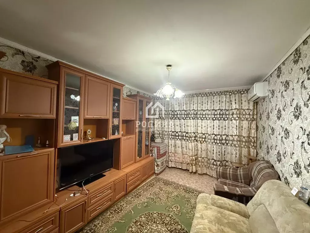 3-к кв. Хабаровский край, Комсомольск-на-Амуре ул. Сусанина, 57/3 ... - Фото 0