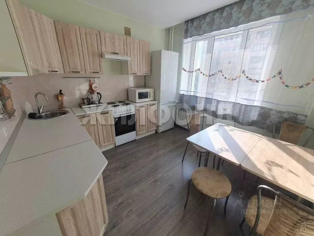 2-к кв. Новосибирская область, Кольцово рп ул. Рассветная, 8 (60.0 м) - Фото 1