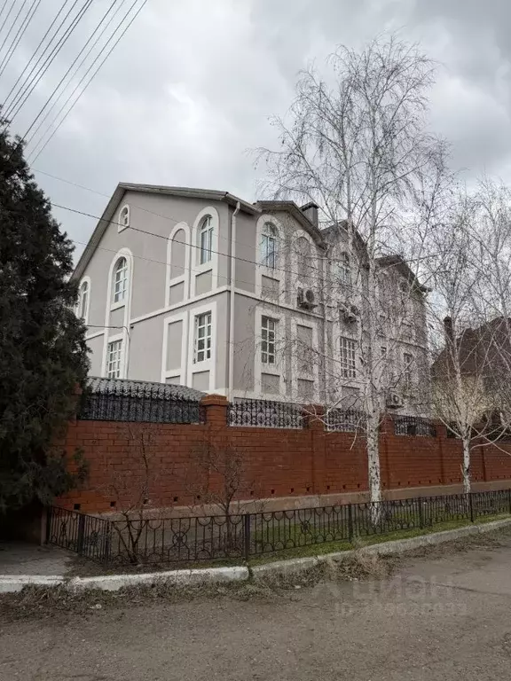 Коттедж в Астраханская область, Астрахань Акварельная ул., 17 (374 м) - Фото 1