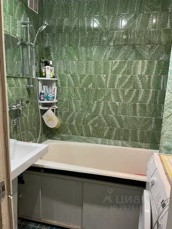 Комната Псковская область, Псков Коммунальная ул., 44 - Фото 2