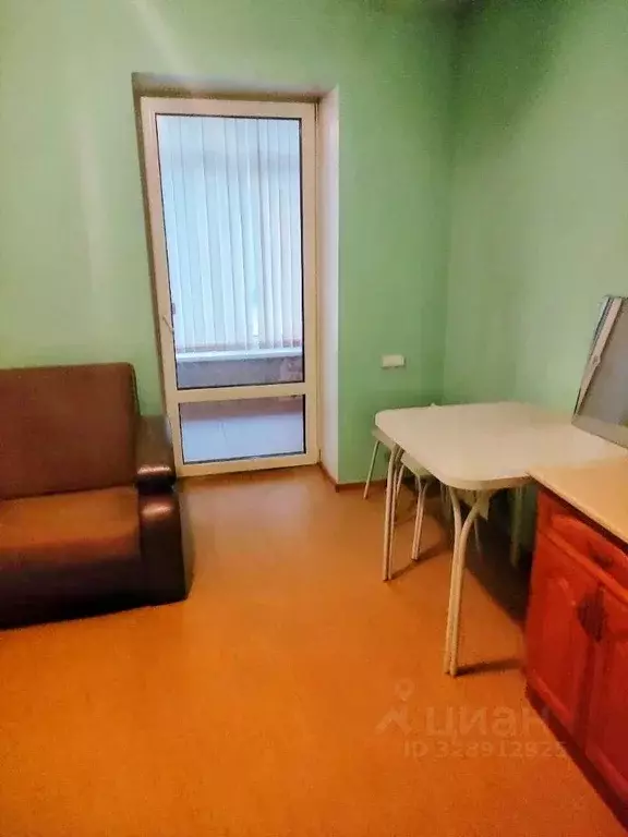 Комната Омская область, Омск Пригородная ул., 5к1 (10.0 м) - Фото 1