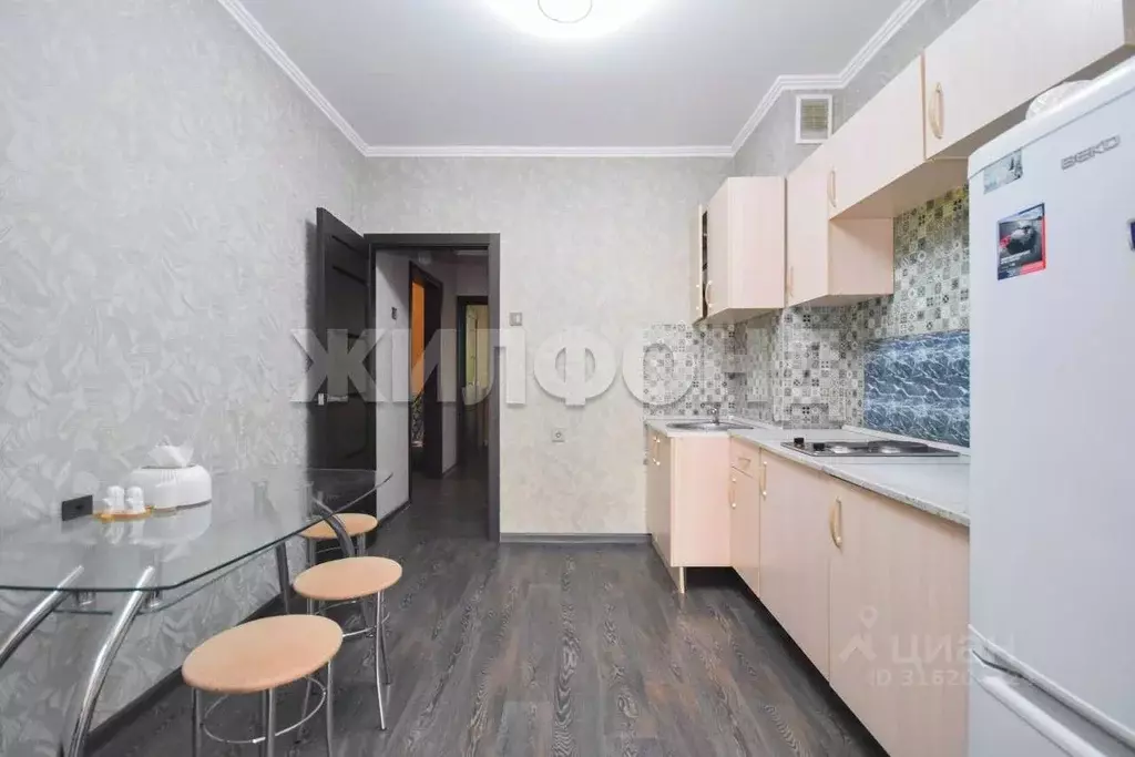 3-к кв. Новосибирская область, Новосибирск ул. Дмитрия Шмонина, 3 ... - Фото 1