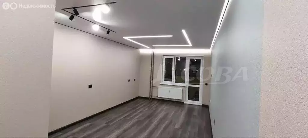 Квартира-студия: Тюмень, улица Новосёлов, 113 (27 м) - Фото 1