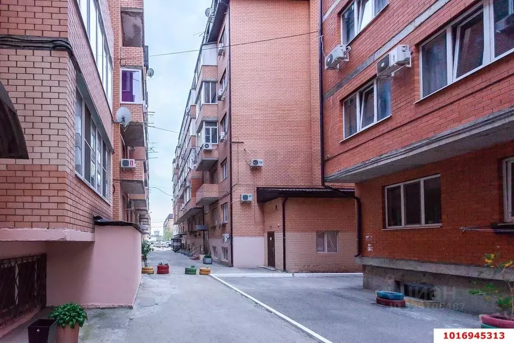 2-к кв. Краснодарский край, Краснодар Музыкальный мкр, ул. Имени И.И. ... - Фото 1