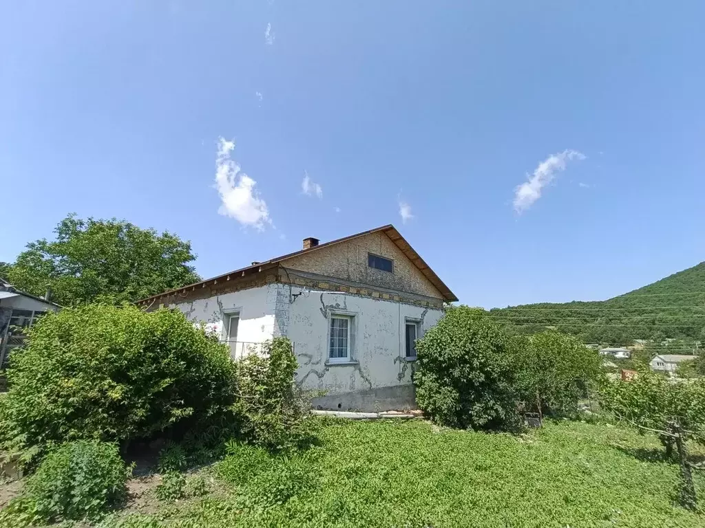 Дом в Севастополь с. Тыловое, ул. Стахановская, 17 (135 м) - Фото 1