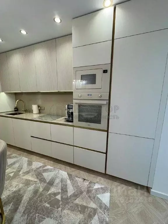 2-к кв. Краснодарский край, Сочи Завокзальный мкр, пер. Трунова, 6к7 ... - Фото 0