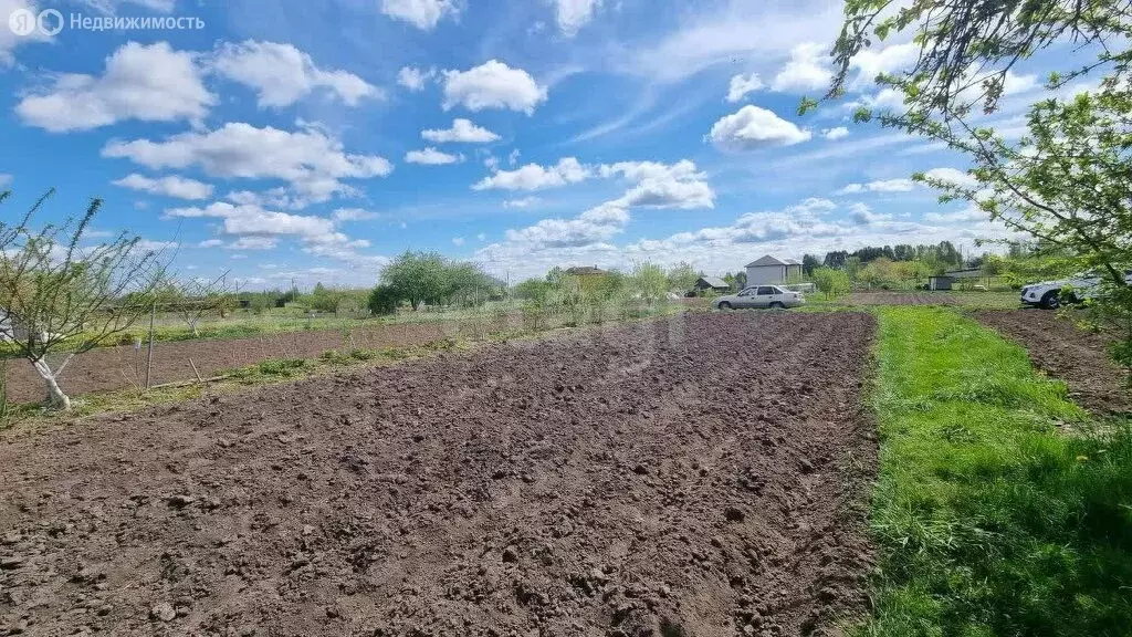 Участок в деревня Добрунь, Зелёная улица (2.95 м) - Фото 0