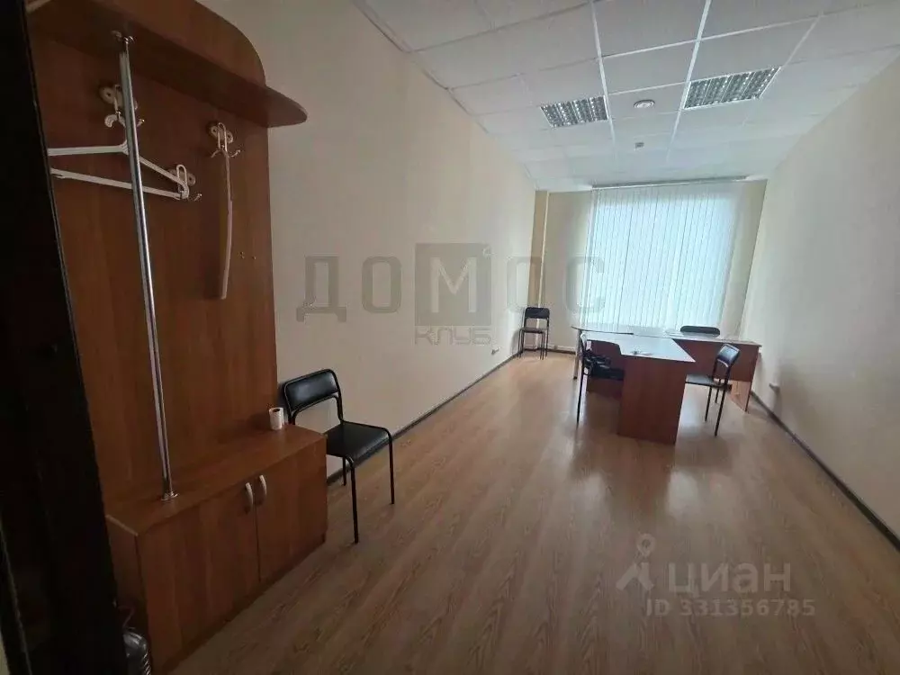 Офис в Свердловская область, Екатеринбург ул. Чайковского, 11 (20 м) - Фото 2