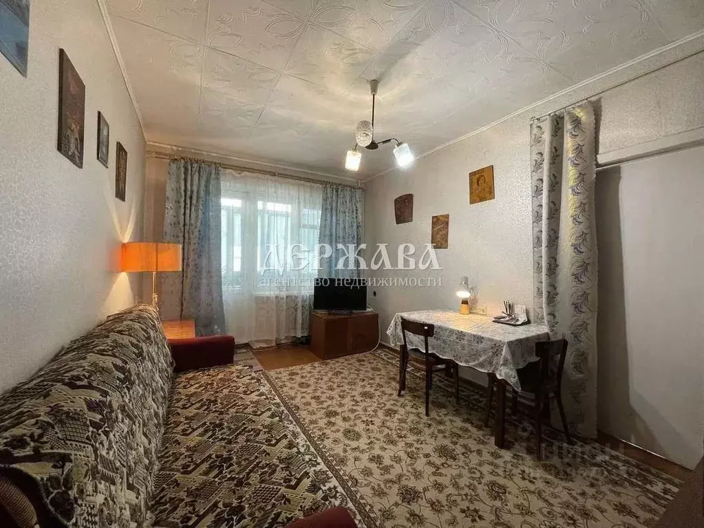 3-к кв. Белгородская область, Губкин ул. Чайковского, 23 (49.6 м) - Фото 0