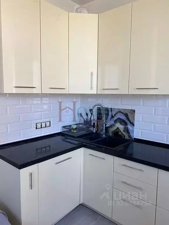 2-к кв. Новосибирская область, Новосибирск Советская ул., 52/2 (65.0 ... - Фото 1