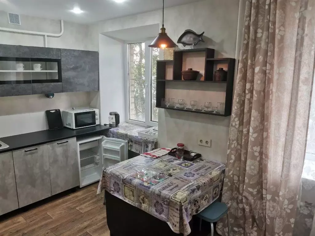 2-к кв. Волгоградская область, Волгоград ул. Ткачева, 11 (46.1 м) - Фото 0
