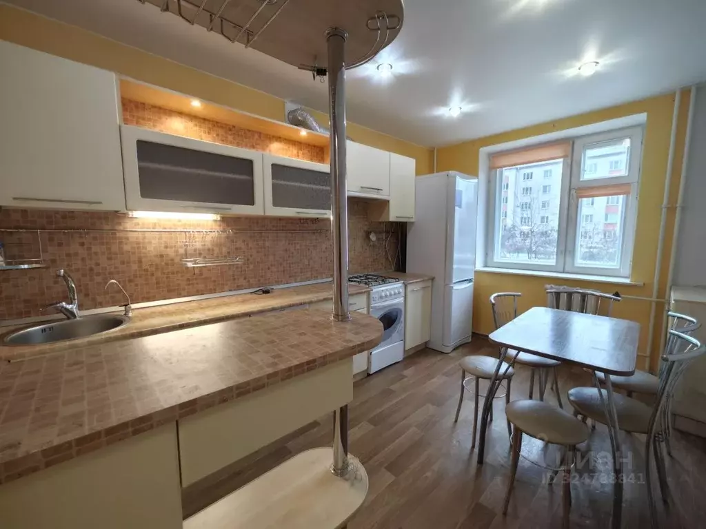 3-к кв. Новгородская область, Великий Новгород ул. Якова Павлова, 1 ... - Фото 1