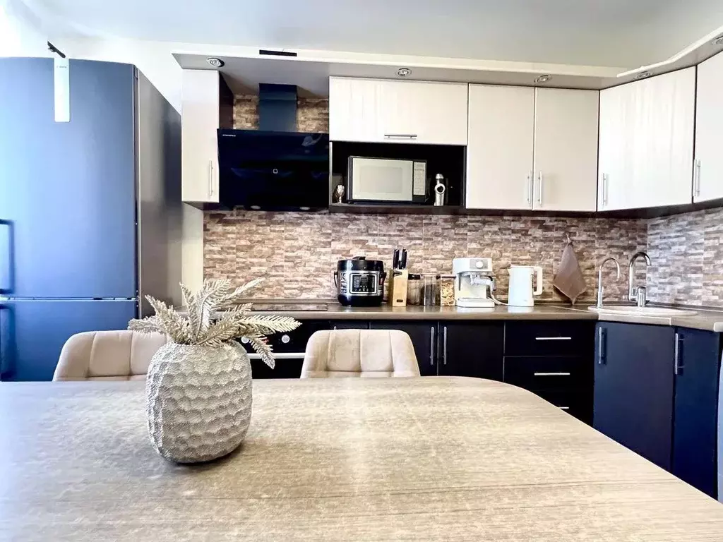 2-к кв. Самарская область, Самара Ново-Садовая ул., 353В (67.0 м) - Фото 1