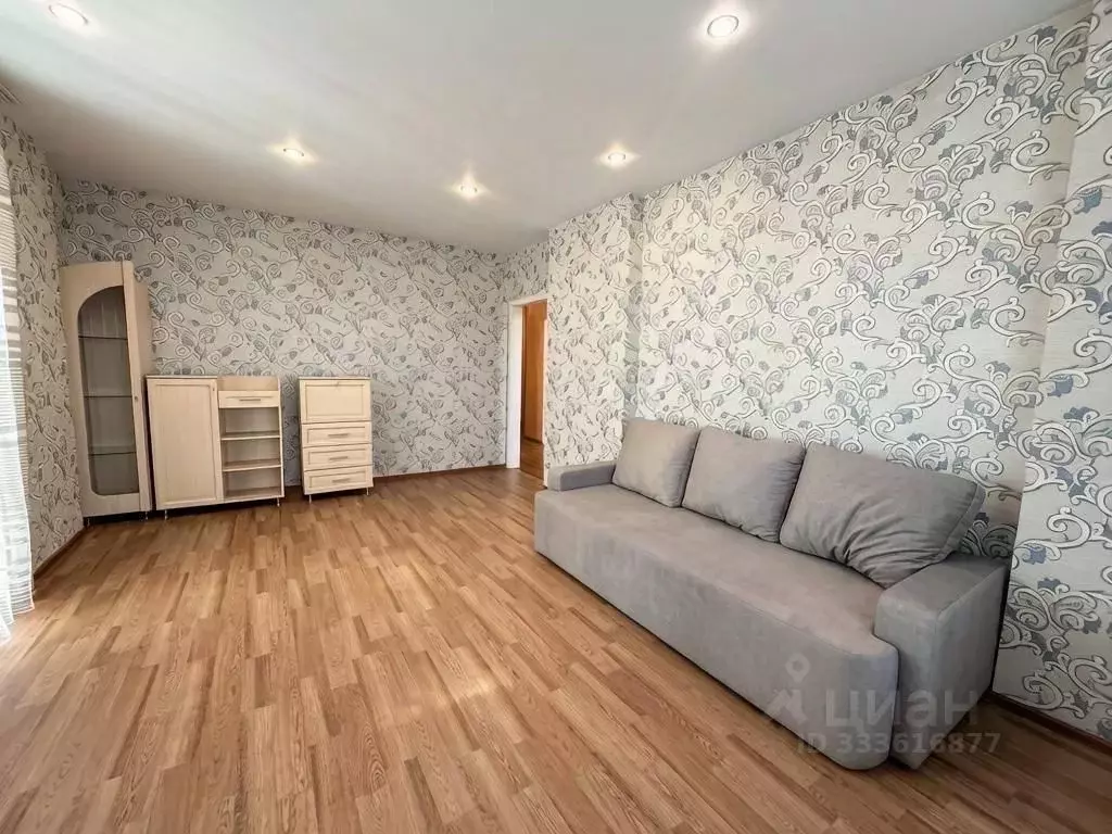 2-к кв. Татарстан, Казань ул. Юлиуса Фучика, 88 (70.0 м) - Фото 1