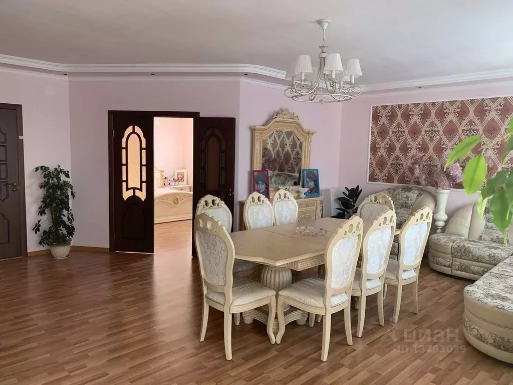 Дом в Кабардино-Балкария, Нальчик ул. Жуковского (400 м) - Фото 0