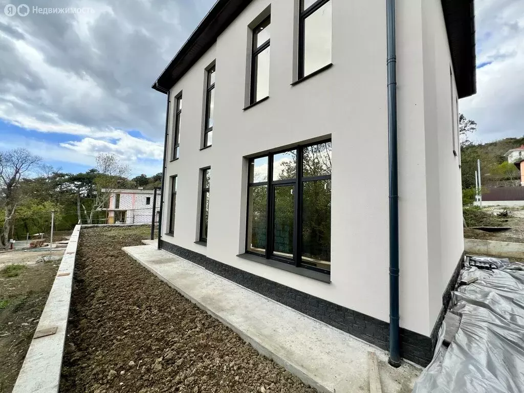 Дом в Республика Крым, муниципальный округ Ялта, посёлок Горное (175 ... - Фото 2