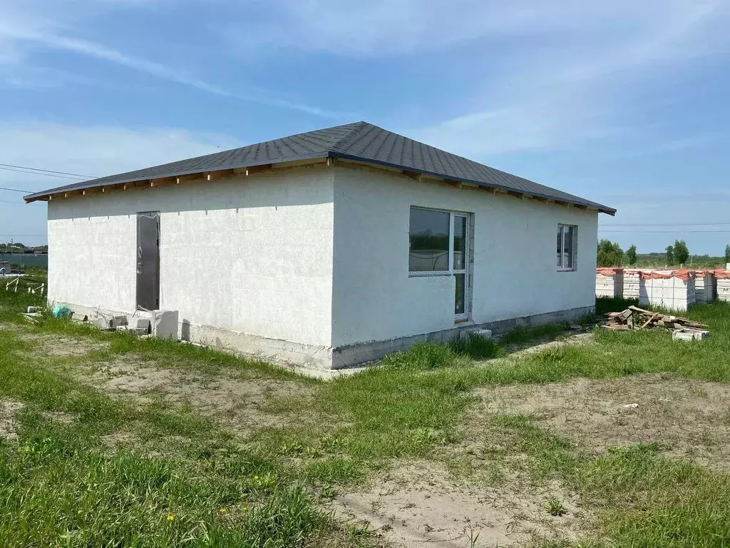 Дом в Тюменская область, Тюменский муниципальный округ, д. Якуши ул. ... - Фото 1