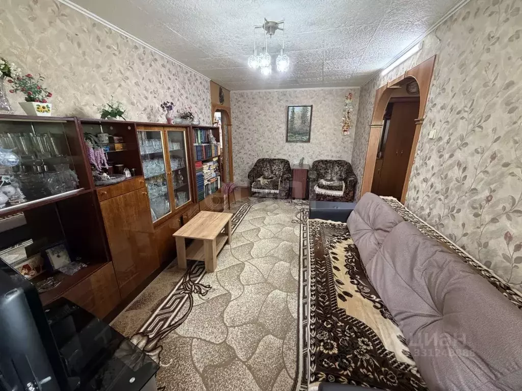 3-к кв. Башкортостан, Стерлитамак Коммунистическая ул., 67 (59.0 м) - Фото 1