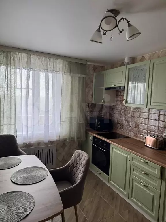 2-к. квартира, 60 м, 10/12 эт. - Фото 0