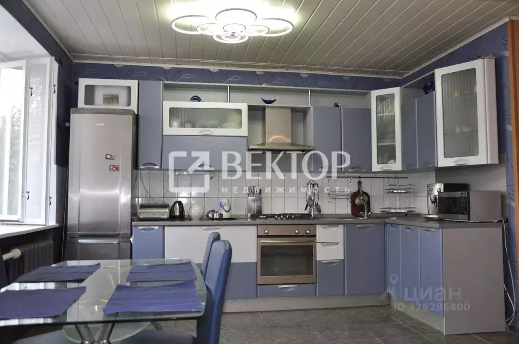 3-к кв. Ивановская область, Иваново Набережная ул., 5 (80.0 м) - Фото 1