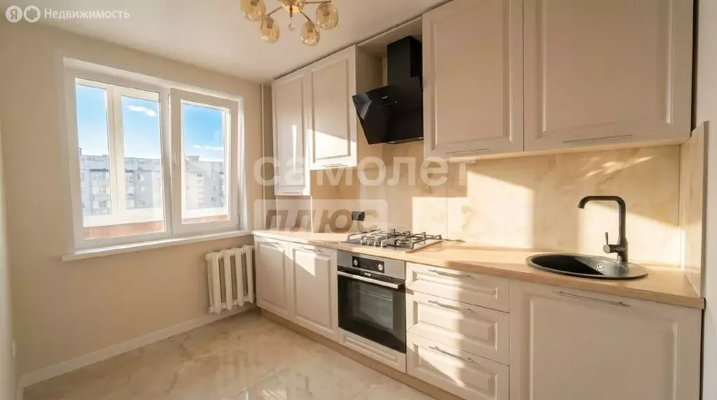 3-комнатная квартира: Йошкар-Ола, бульвар Чавайна, 11А (75 м) - Фото 1